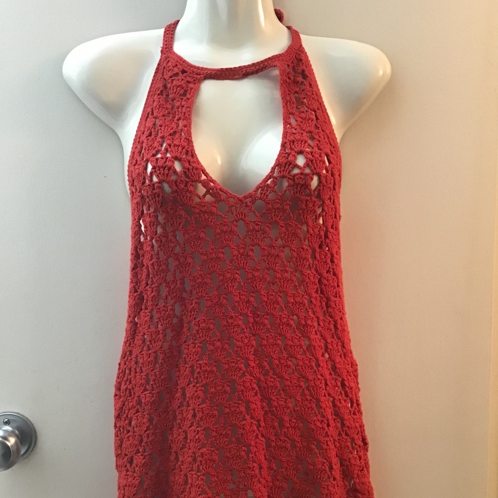 Moda International knit halter top (s)